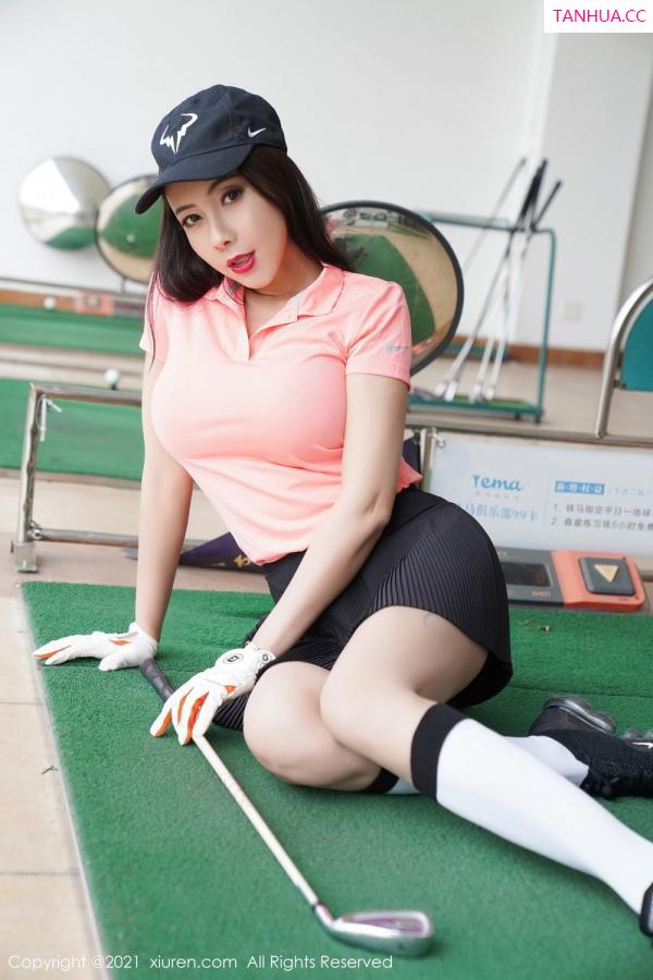 闫雪松 松果儿 [XiuRen]高清写真图 2021.01.04 No.2966 果儿Victoria第17张图片